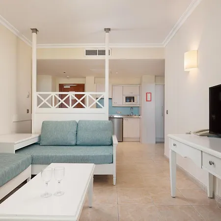 ホテル Picafort Palace