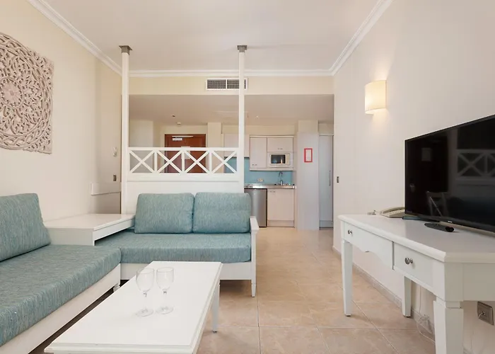 Отель Picafort Palace